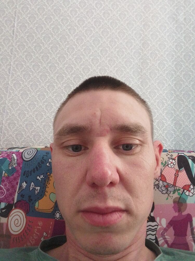  42835713  , 37 ,    
