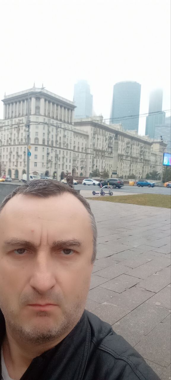  53928203  Andrey, 53 ,    