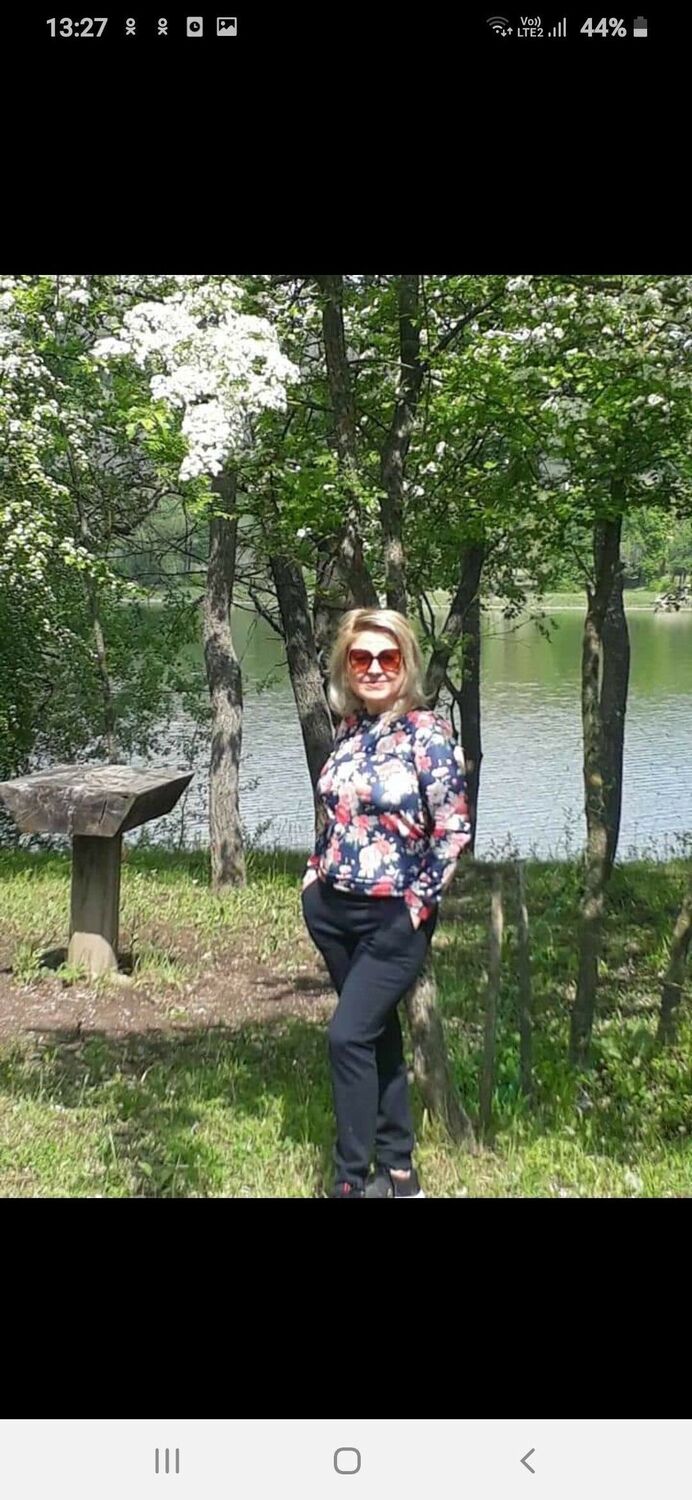  23082673  Angela, 49 ,    