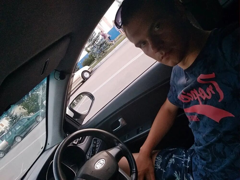  28218393  Alexey, 31 ,    