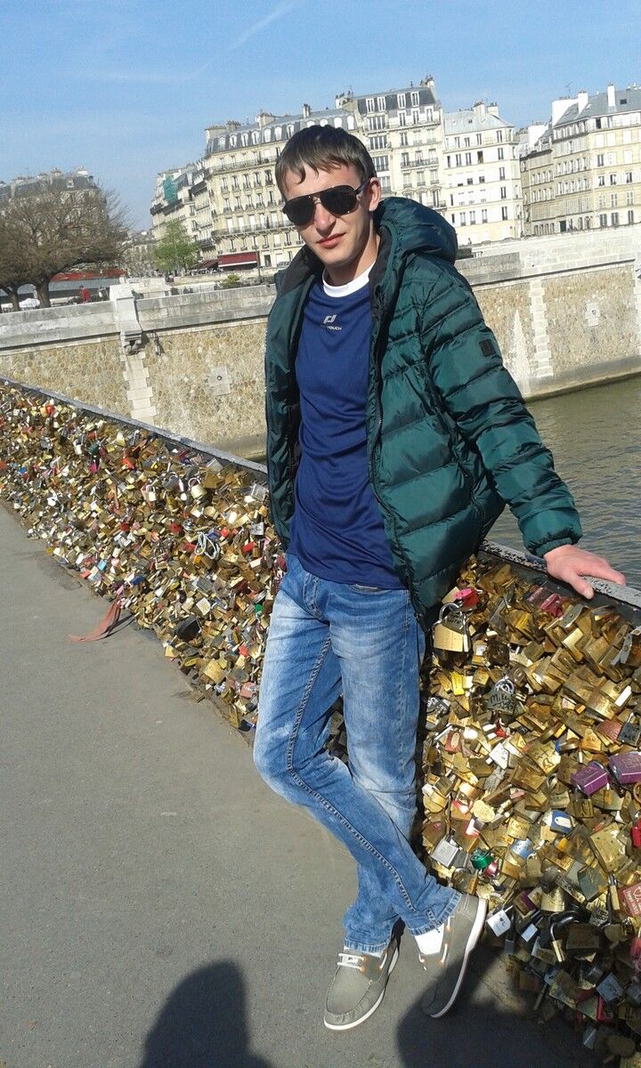  5864723  Roman, 33 ,    Rome