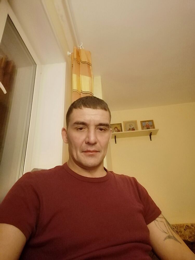  48826743  , 42 ,    