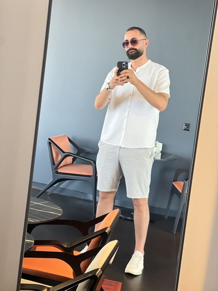 ,   Mahmoud, 32 ,   ,   