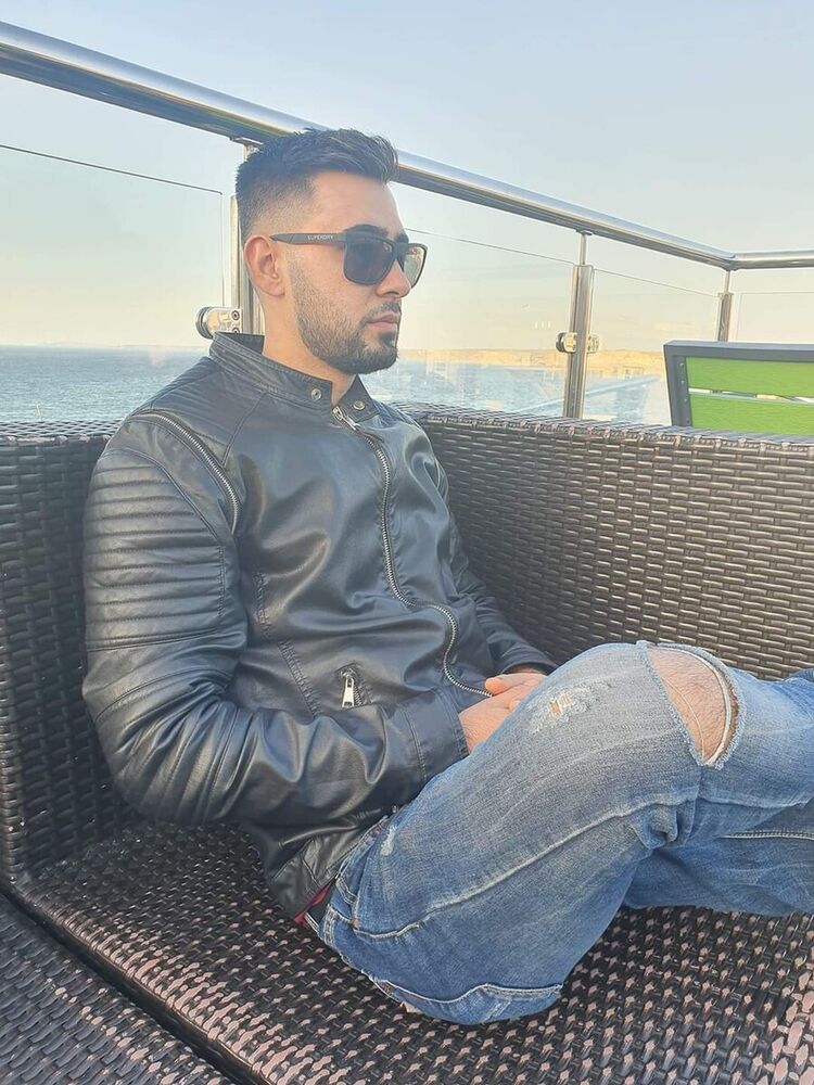  ,   Tahir, 31 ,   ,   , c , 