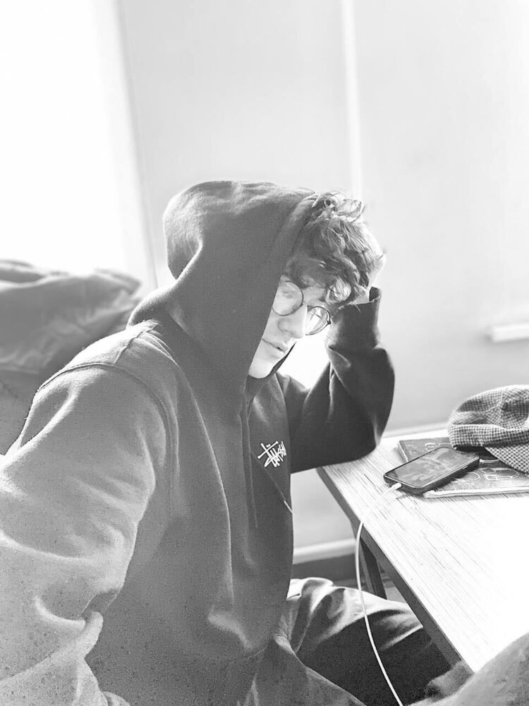  -,   , 22 ,   ,   