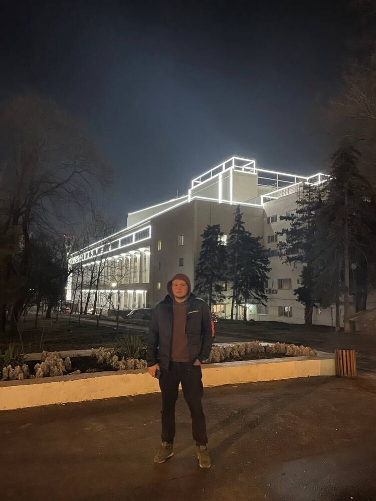  --,   Ѹ, 21 ,   ,   , c 