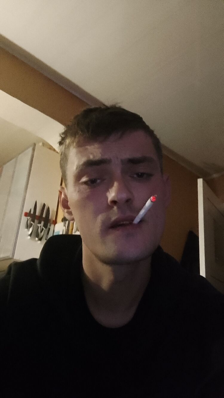  48253223  , 33 ,    
