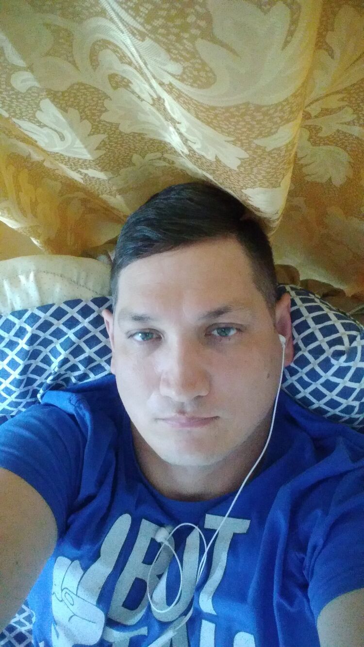  32622973  , 37 ,    