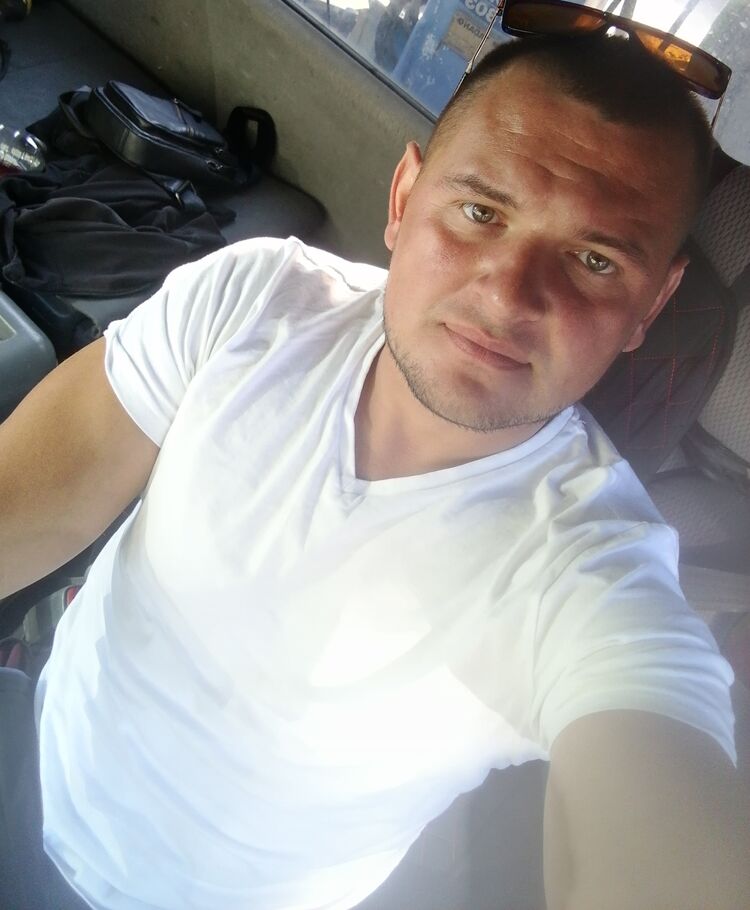  46797193  , 31 ,    