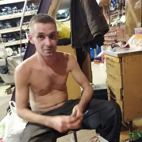  31017933  , 41 ,    