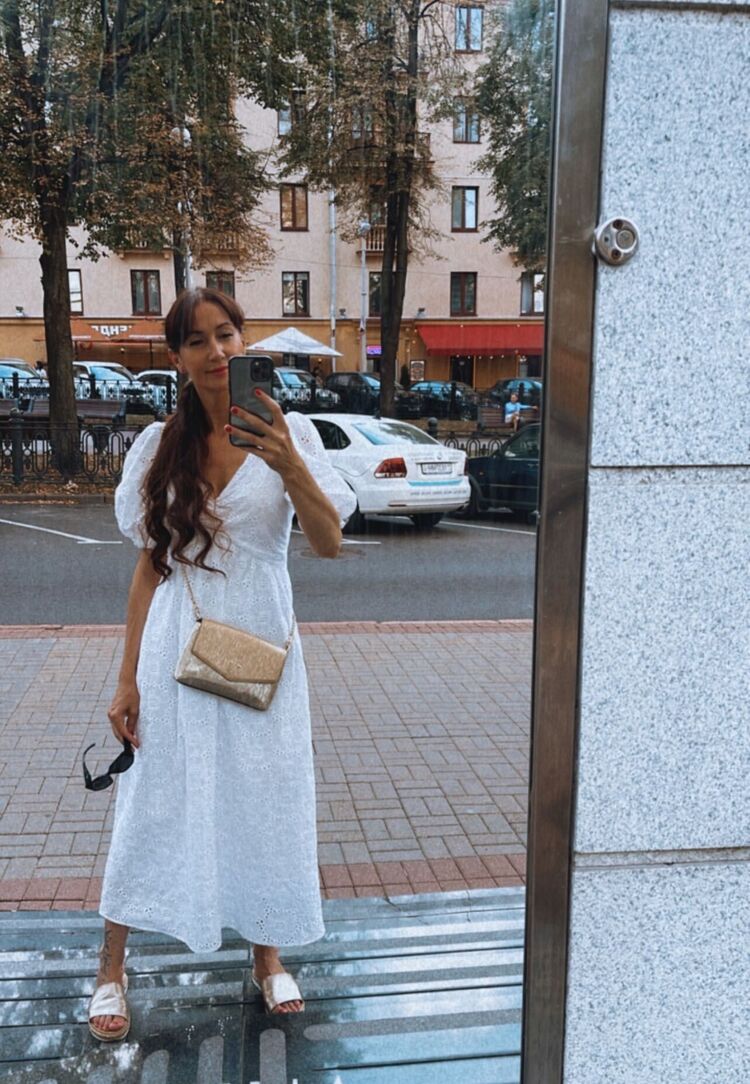 ,   Kristina, 40 ,  