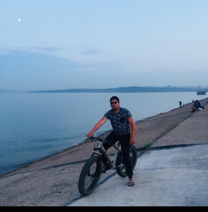  33299103  Ali, 40 ,    