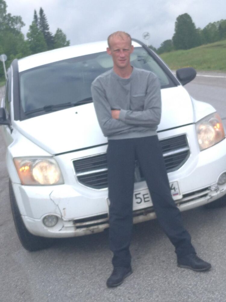  26670093  Andrey, 39 ,    