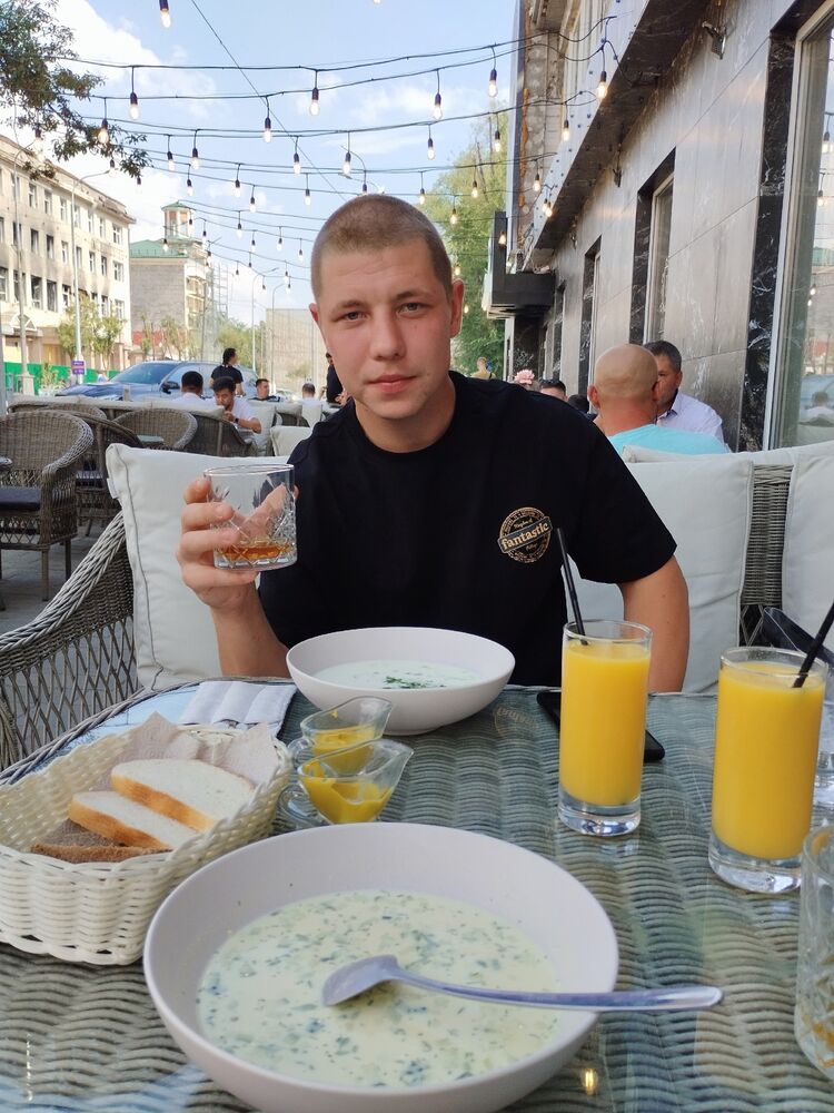  ,   Valera, 27 ,   , 