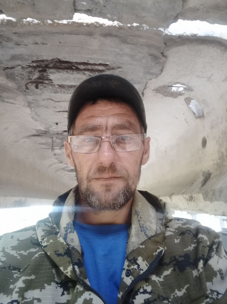  37580683  Alexey, 43 ,    