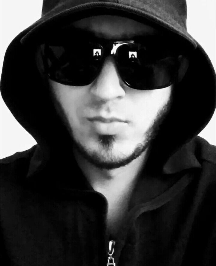  21840133  Black, 29 ,    