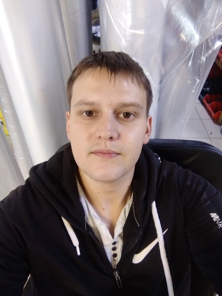 36212833  Vladimir, 28 ,    