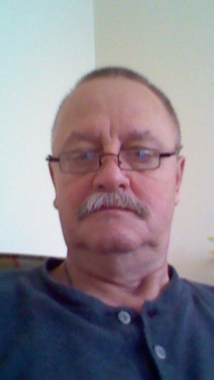  19749443  Nick, 71 ,    