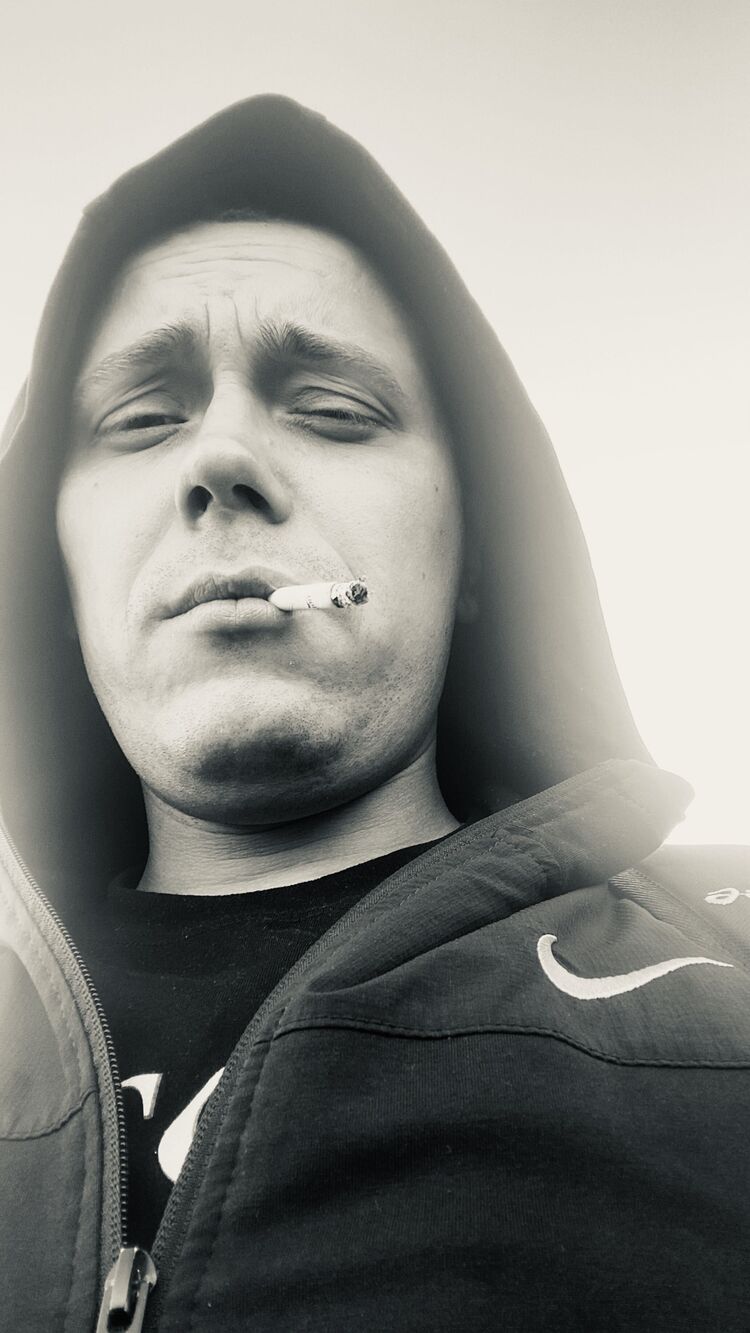  38853753  , 32 ,    