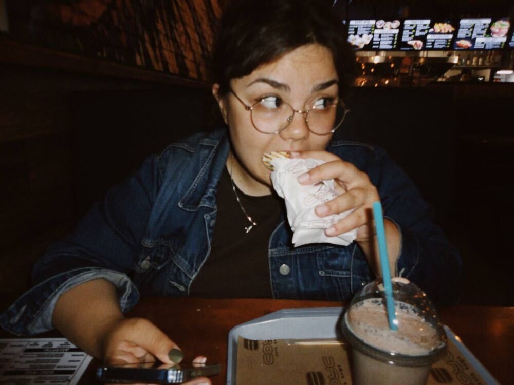 -,   , 22 ,  