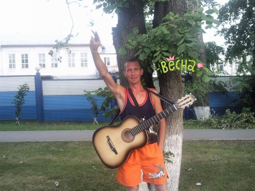 40636793  , 46 ,    