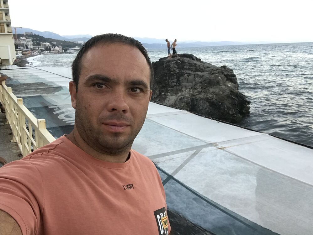  ,   Sasha, 33 ,   ,   , c , 