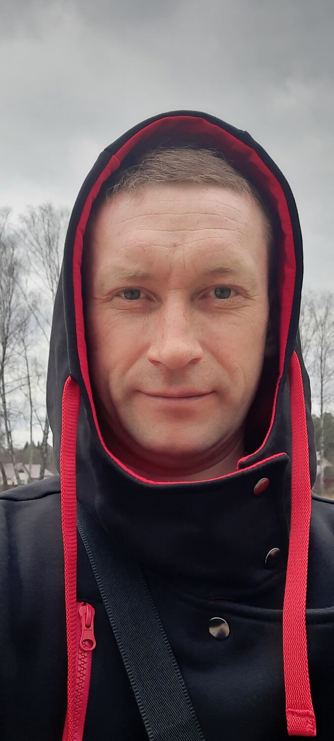  52222993  Vladimir, 37 ,    