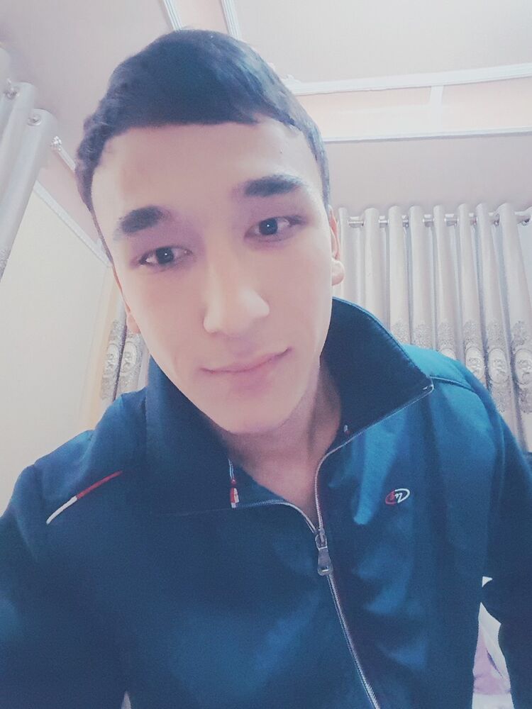  ,   Sodiq, 32 ,   ,   , c 