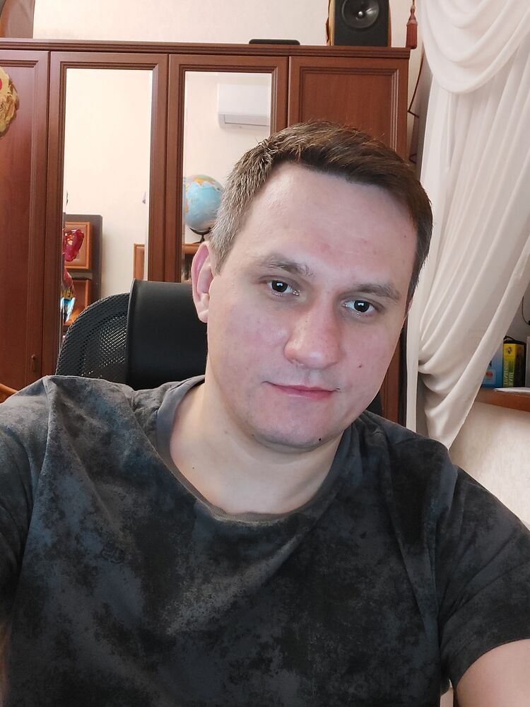  40278483  , 39 ,    