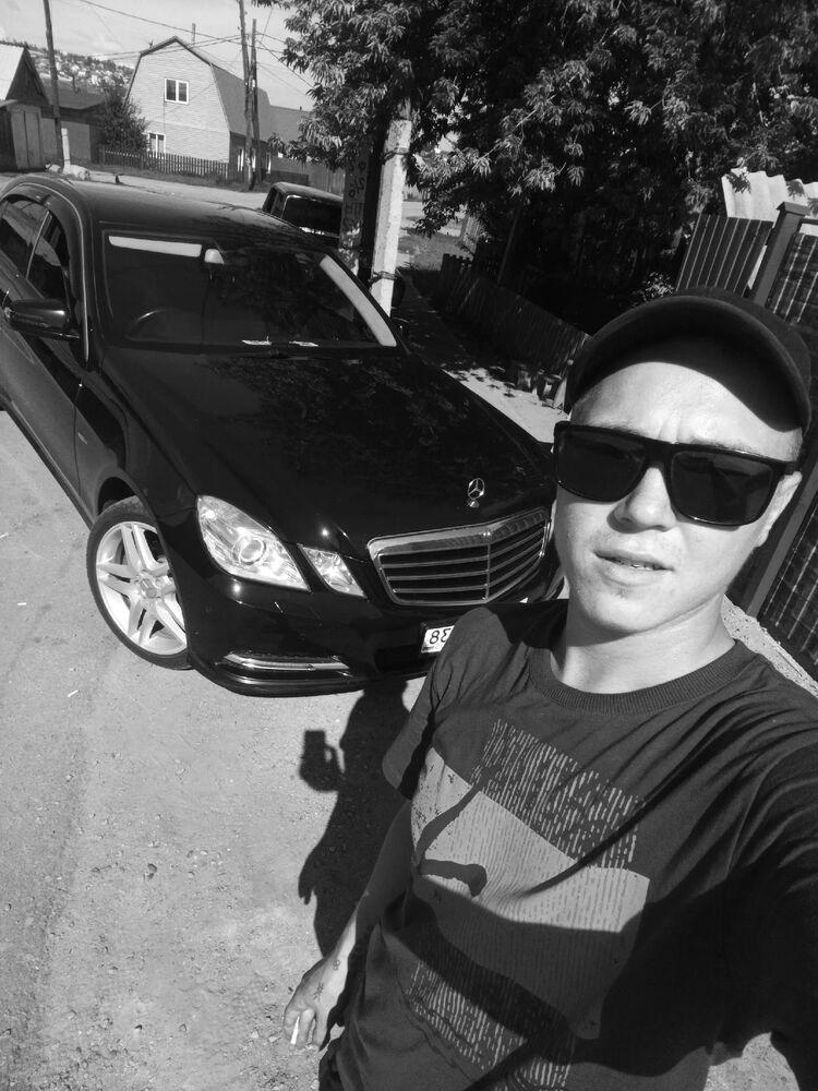  53192733  , 23 ,    -