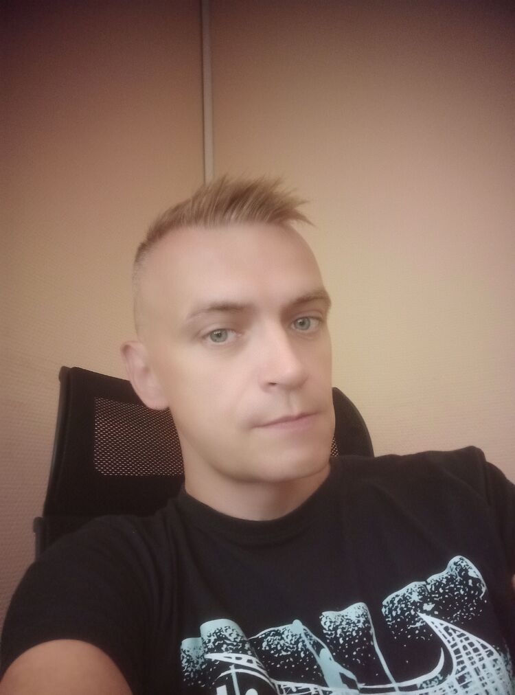  52936793  , 38 ,    