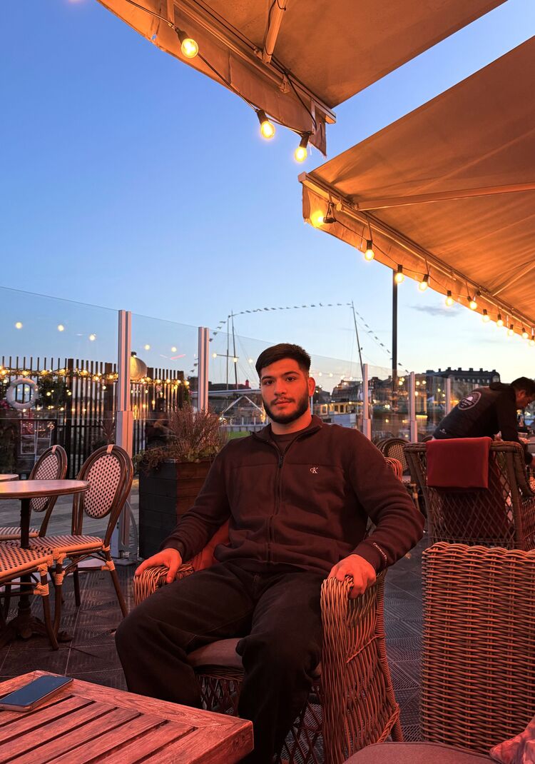  Ekero,   , 26 ,   ,   