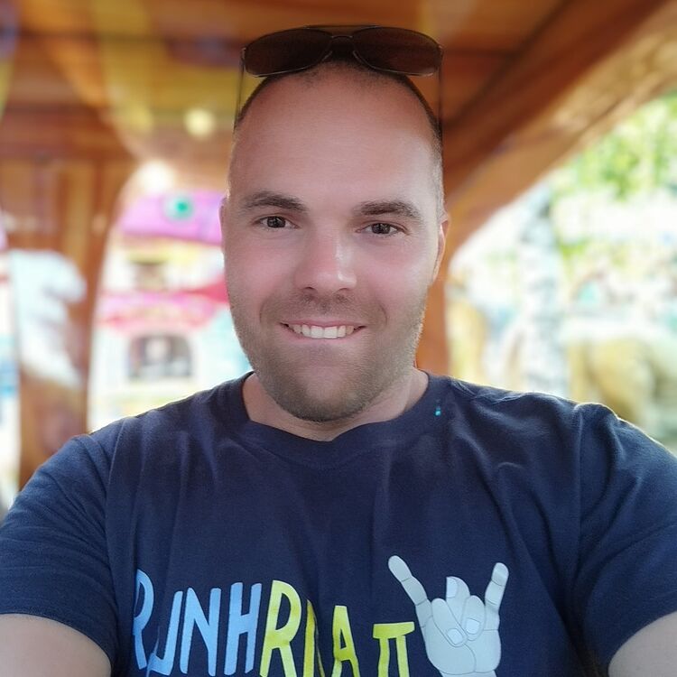  Tuxedo Park,   Stas, 37 ,   ,   