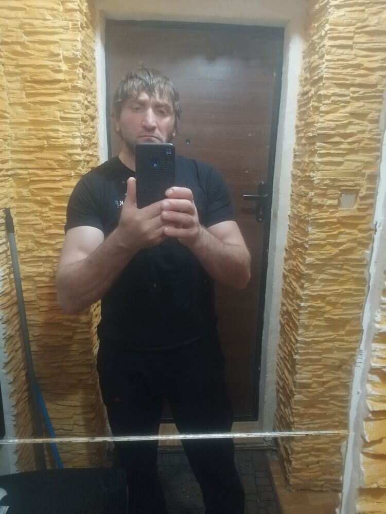  44270343  , 48 ,    