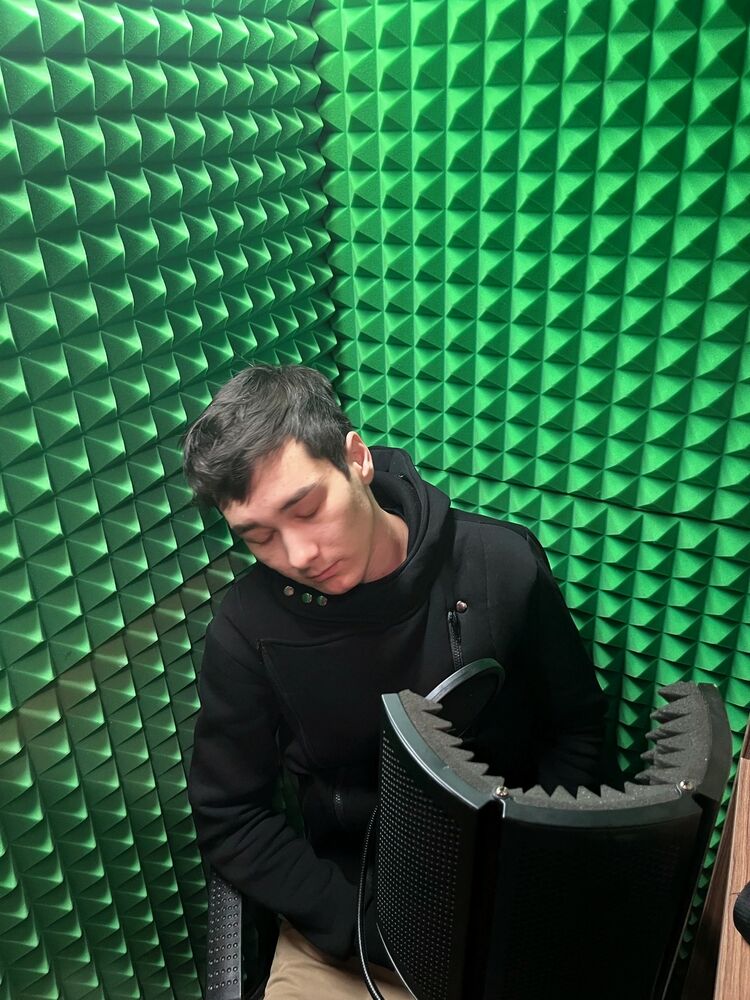 ���� 33169573 ����� �����, 23 ����, ���� ���������� � �����������