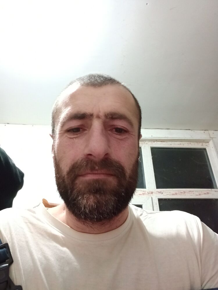  40923923  , 46 ,    