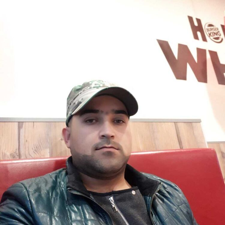  53182943  ALI, 37 ,    