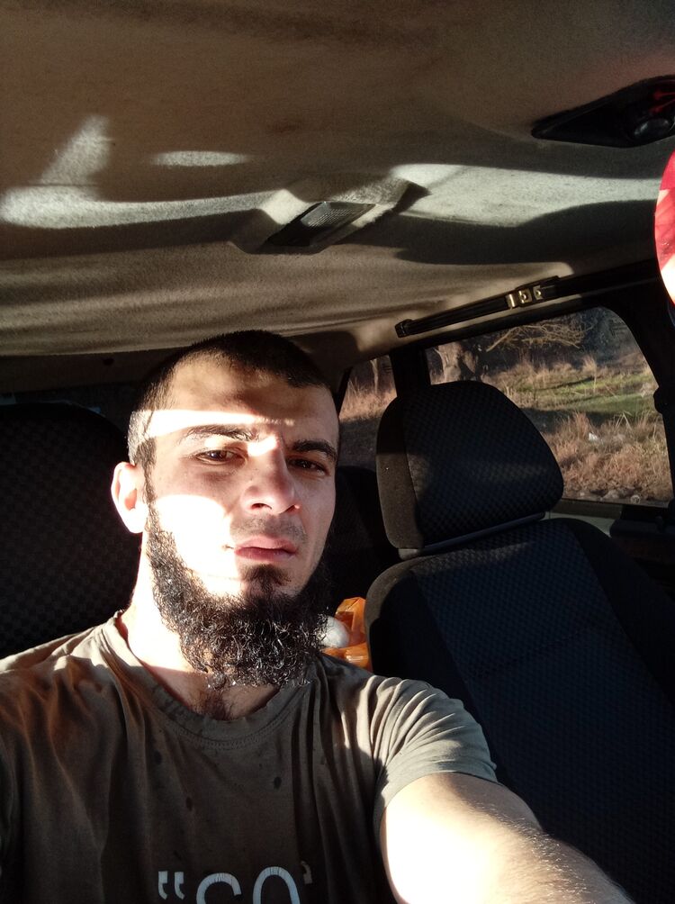  ,   Ibragim, 35 ,   ,   , c , 