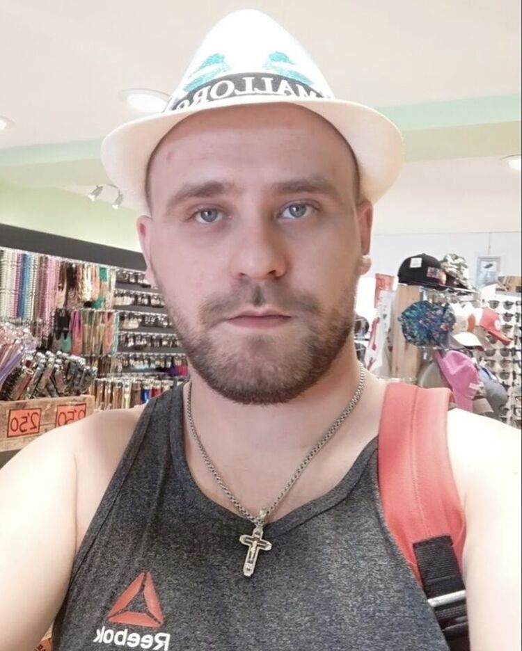 ���� 26890903 ������� ���������, 32 ����, ���� ���������� � �����-����������