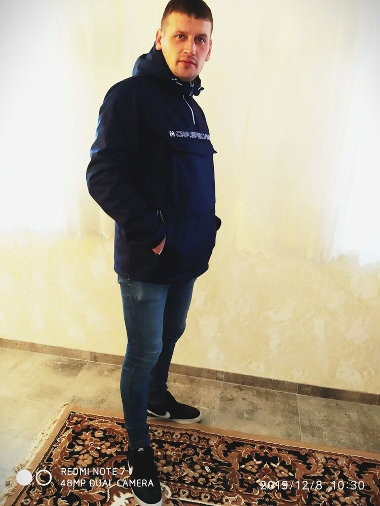  ,   Stepan, 37 ,   ,   , c , 