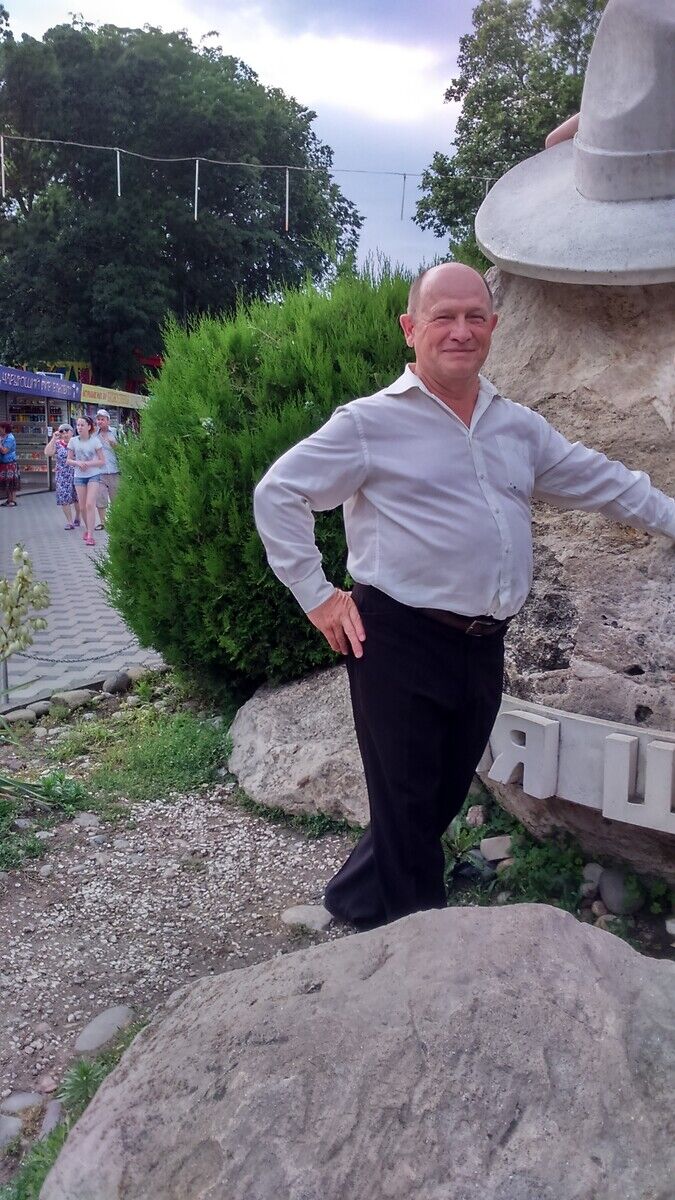  ,   , 70 ,   c 