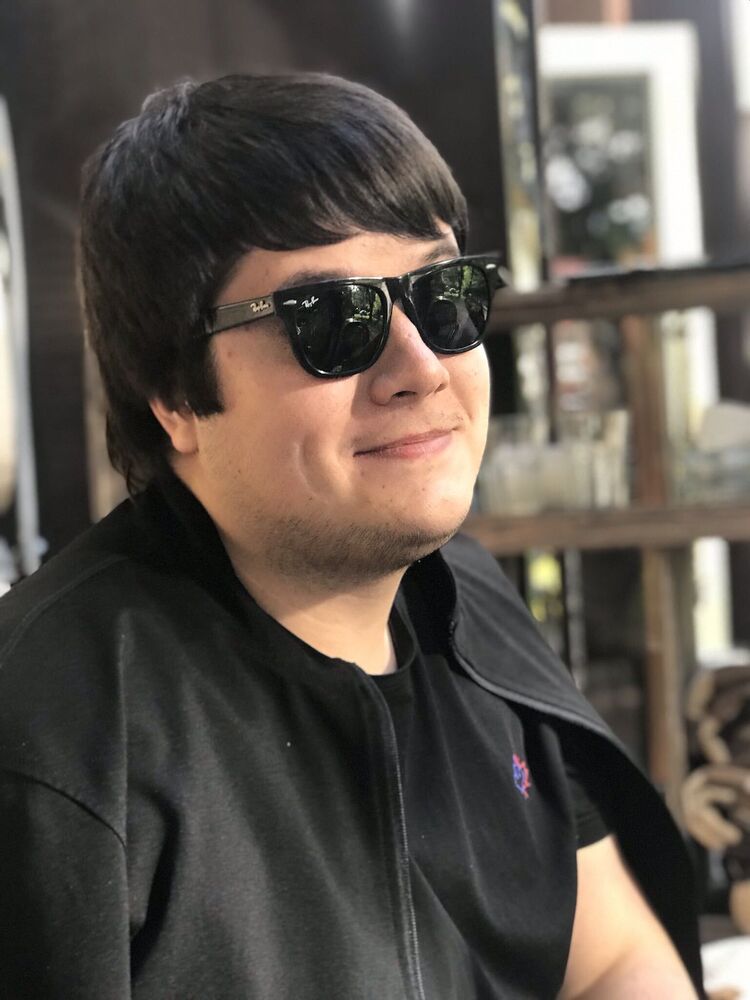  ,   Nik, 27 ,   ,   