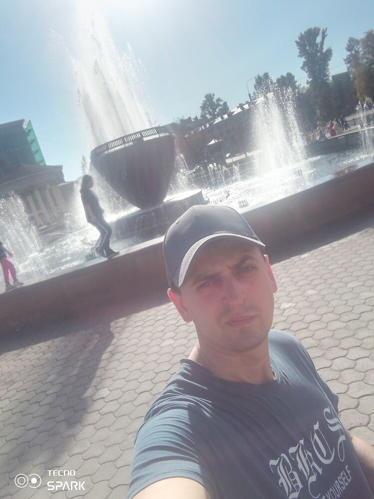  ,   Vladislav, 30 ,   