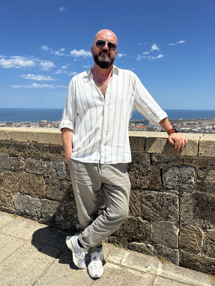  ,   Murad, 49 ,   ,   