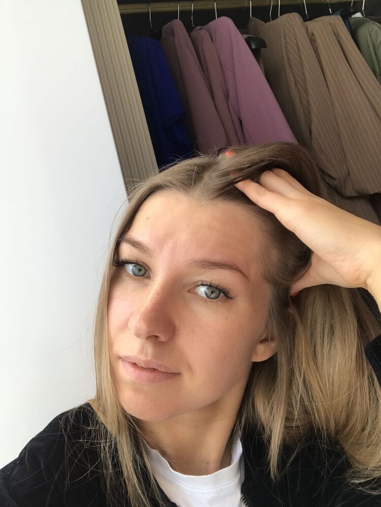  ,   Tata, 37 ,     , c 