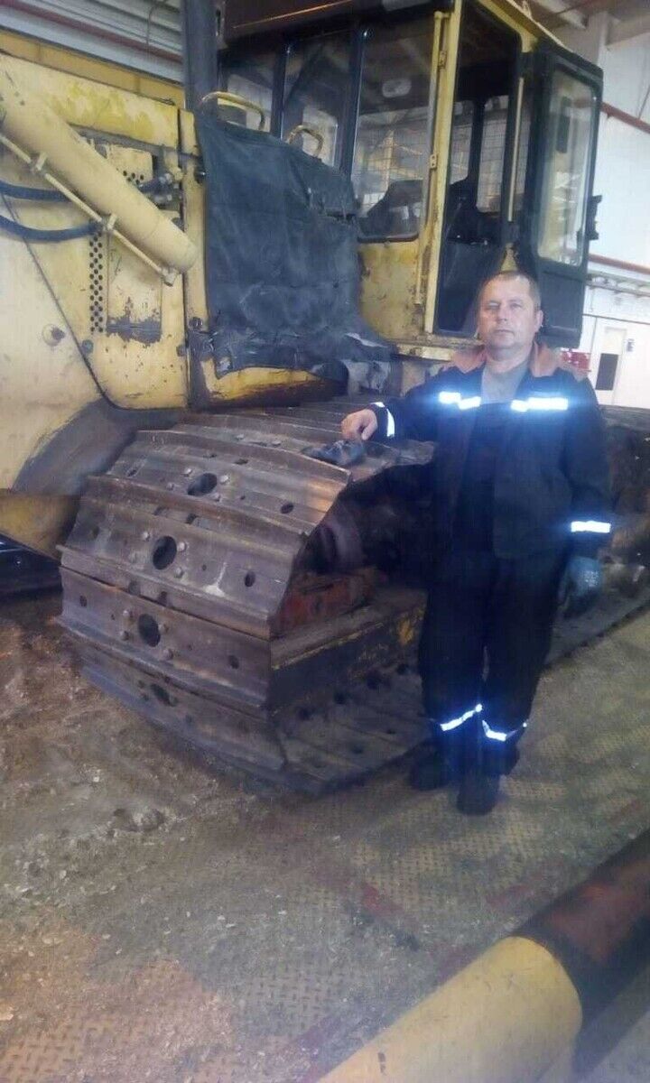  20399793  , 49 ,    