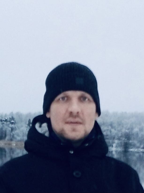  ,   Sergei, 42 ,   ,   