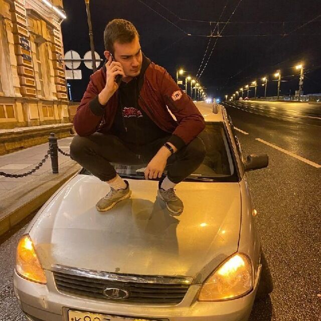 31244003  Anton, 23 ,    