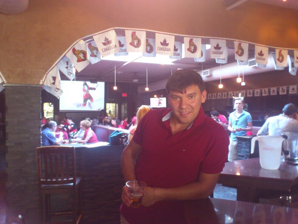  8825703  Konstantin, 40 ,    Pembroke Pines