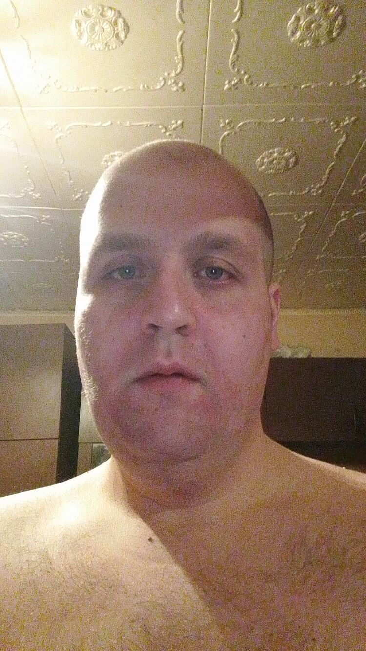  49404373  , 33 ,    